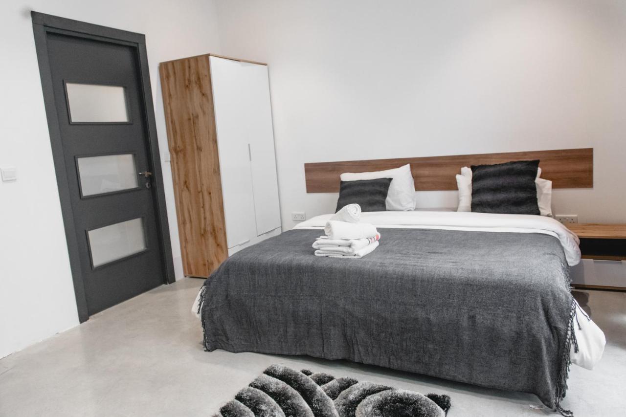 Privilege Suite Pietà Exterior foto